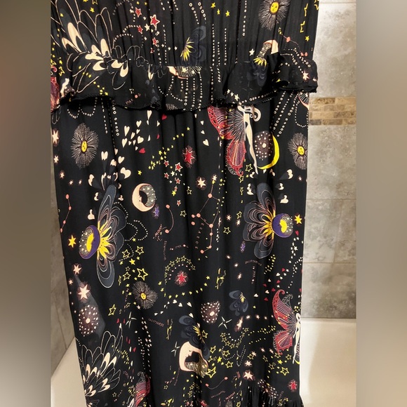 Zara witchy moon print midi dress with flutter sleeves and a celestial pattern - Picture 4 of 7